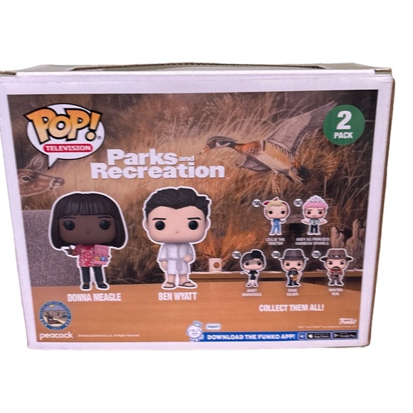 Funko POP!  Parks & Recreation Donna & Ben Treat Yo'self 2-Pack - Picture 2 of 8